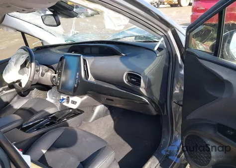 2018 Toyota Prius Four из США, поврежденный, VIN JTDKARFU4J3056141